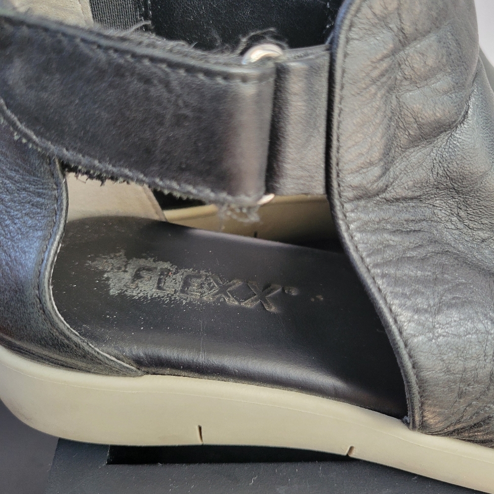 The Flexx Front Row Open Toe Leather Sandals Blac… - image 8